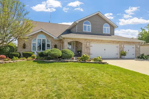 19425 Everett Ln, Mokena, IL 60448