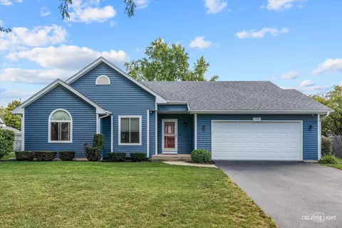 508 Pinewood Dr, North Aurora, IL 60542