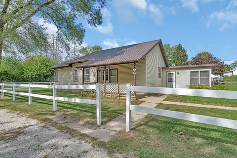 206 Gould St, Braceville, IL 60407