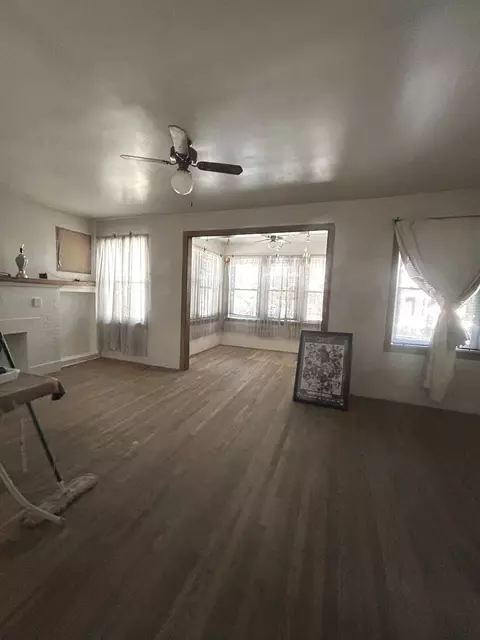 Living - 3247 W Thomas St, Chicago, IL 60651 photo 2 of 6