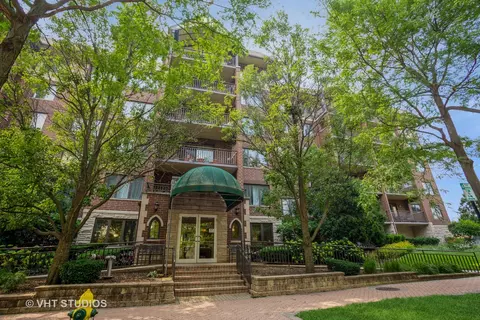 10 S Wille St #603, Mount Prospect, IL 60056