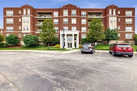 720 Prestwick Ln #207, Wheeling, IL 60090 photo 1