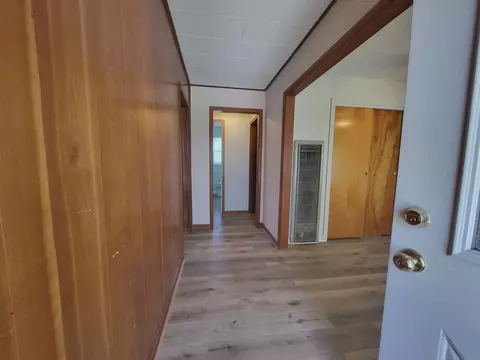 Entry Way - 405 S Grove St, Colfax, IL 61728 photo 1 of 1