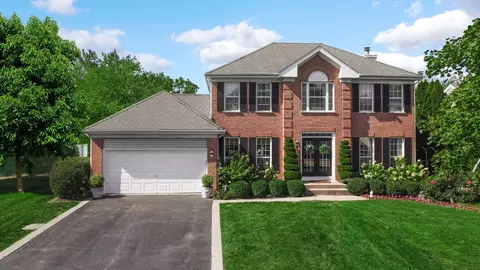 9209 Jasmine Way, Fox River Grove, IL 60021