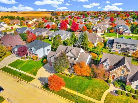 View/Area - 2803 Luke Rd, Bloomington, IL 61704 photo 2 of 6