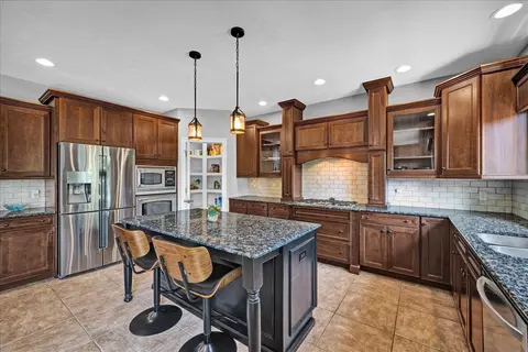 Kitchen - 2803 Luke Rd, Bloomington, IL 61704 photo 4 of 7