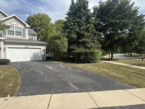 1464 Division Ct, Saint Charles, IL 60174