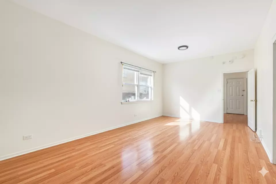 Living - 2734 N 74th Ct, Elmwood Park, IL 60707 photo 3 of 3