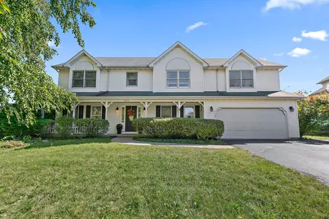 653 Downing St, Elburn, IL 60119