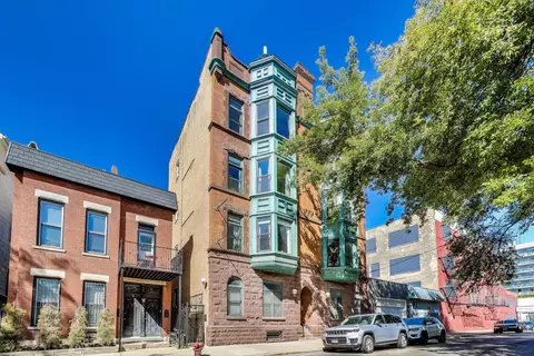 1500 N Orleans St #3N, Chicago, IL 60610
