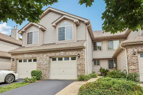 1553 N Saint Marks Pl, Palatine, IL 60067