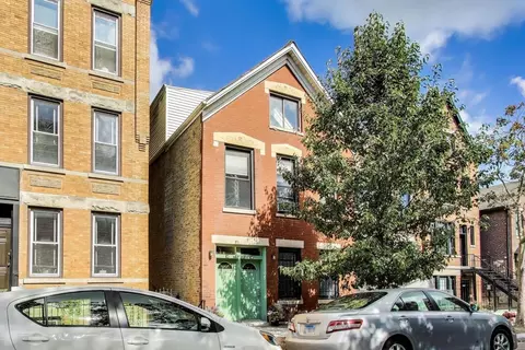2032 W Homer St, Chicago, IL 60647