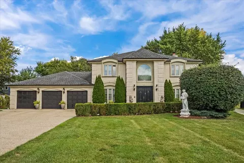 4004 Denice Ct, Glenview, IL 60025