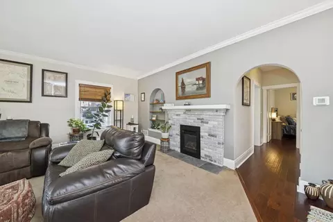 112 Liberty St, West Dundee, IL 60118 photo 6