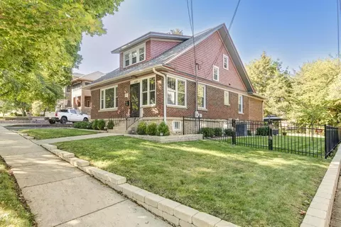 112 Liberty St, West Dundee, IL 60118 photo 3