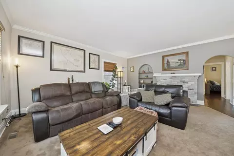 112 Liberty St, West Dundee, IL 60118 photo 7