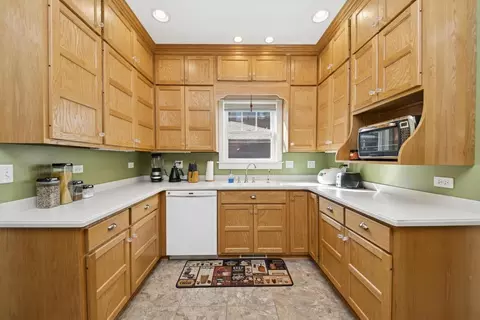 112 Liberty St, West Dundee, IL 60118 photo 13
