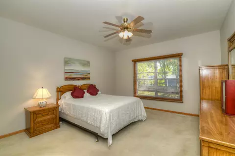 Bedroom - 515 Madison Ln, Elgin, IL 60123 photo 1 of 5