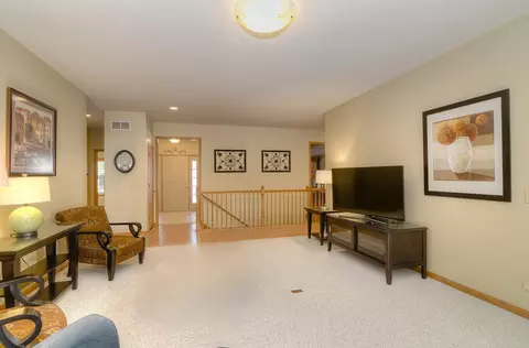 Living - 515 Madison Ln, Elgin, IL 60123 photo 4 of 4