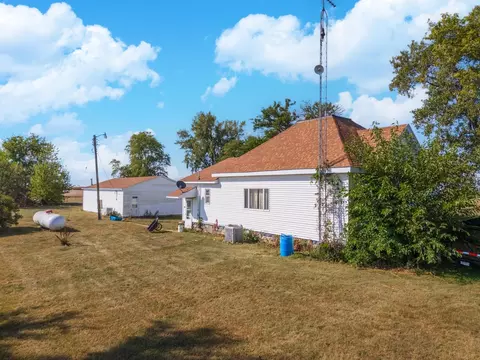 9416 E 1400 N Rd, Chenoa, IL 61726 photo 9