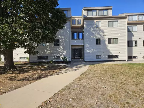 1919 Melrose Dr # B, Champaign, IL 61820