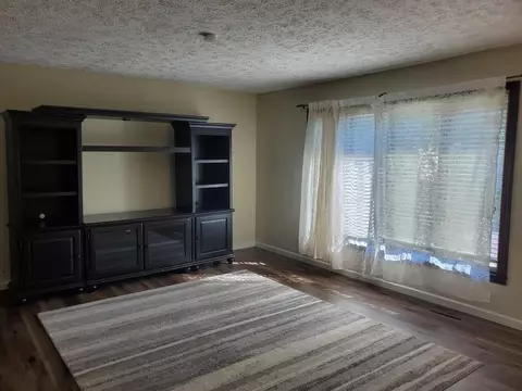 Living - 23 Kenfield Cir, Bloomington, IL 61704 photo 1 of 3
