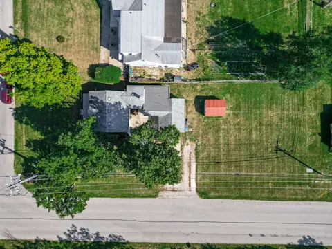 View/Area - 901 E Babcock Ave, Addison, IL 60101 photo 2 of 6