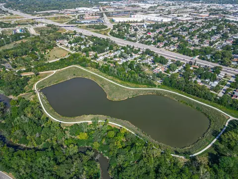 View/Area - 901 E Babcock Ave, Addison, IL 60101 photo 6 of 6