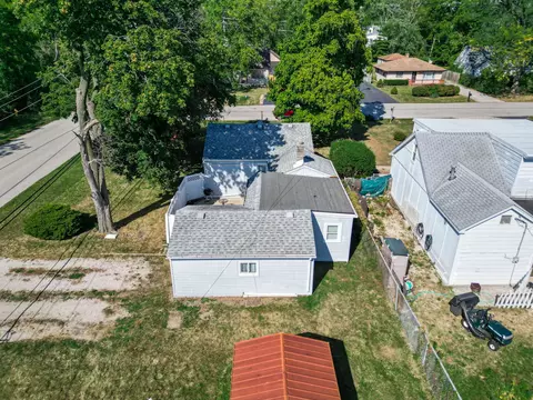 View/Area - 901 E Babcock Ave, Addison, IL 60101 photo 3 of 6