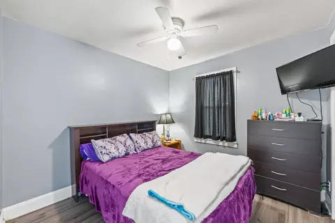 Bedroom - 901 E Babcock Ave, Addison, IL 60101 photo 1 of 2