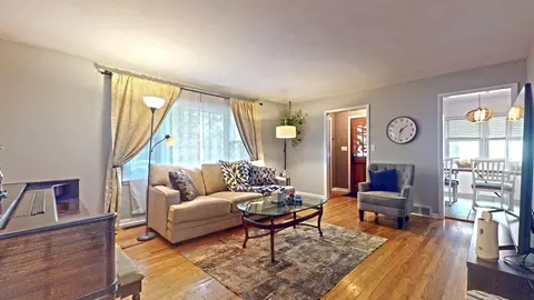Living - 1607 W William St, Champaign, IL 61821 photo 1 of 3
