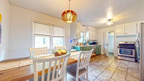 Kitchen - 1607 W William St, Champaign, IL 61821 photo 1 of 1