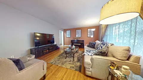 Living - 1607 W William St, Champaign, IL 61821 photo 3 of 3