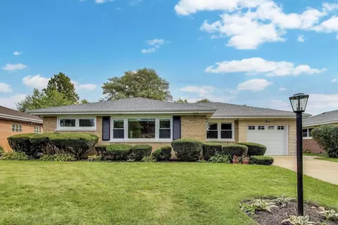 811 S Na Wa Ta Ave, Mount Prospect, IL 60056