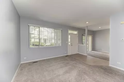 2279 Reflections Dr, Aurora, IL 60502 photo 9