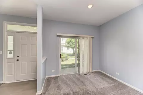 2279 Reflections Dr, Aurora, IL 60502 photo 10