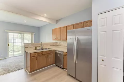 2279 Reflections Dr, Aurora, IL 60502 photo 14
