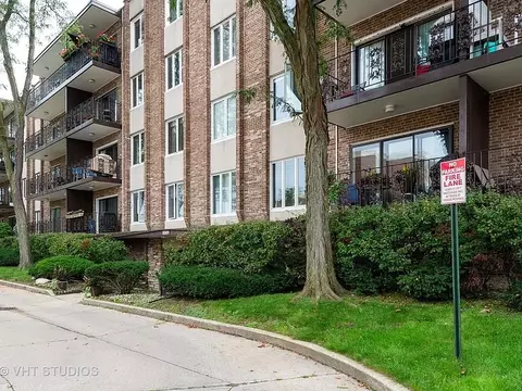5501 Lincoln Ave #203, Morton Grove, IL 60053