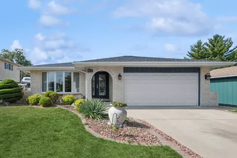 11608 S Leamington Ave, Alsip, IL 60803