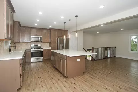 Kitchen - 6212 Meyer Rd, Marengo, IL 60152 photo 3 of 4