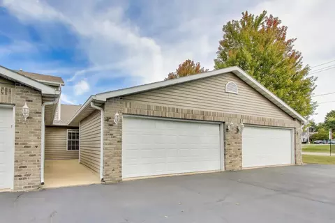 150 N Wooster St #2, Capron, IL 61012