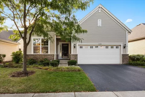 1148 Drury Ln, Aurora, IL 60502