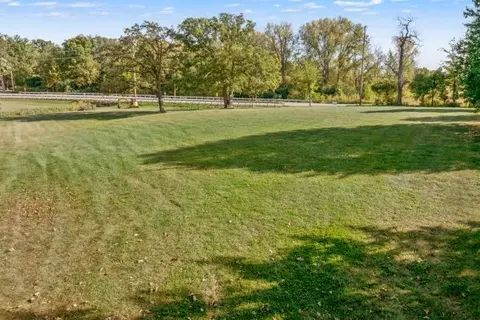 lot8 Russinwood Ct, Elgin, IL 60124
