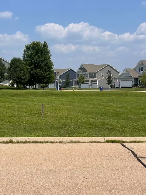 1310 Airs Ave, Sugar Grove, IL 60554