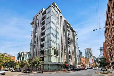 360 W Erie St #9A, Chicago, IL 60654