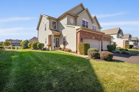 1133 Sears Cir, Elburn, IL 60119