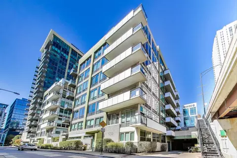 650 W Wayman St #506C, Chicago, IL 60661