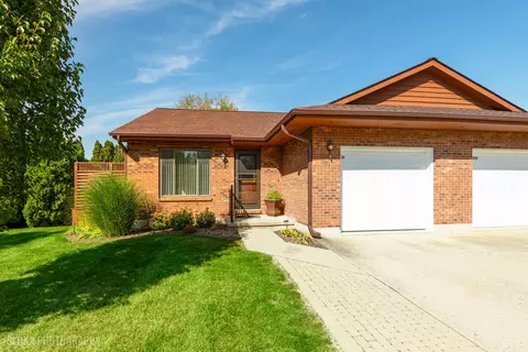 6211 Maple St #501, Marengo, IL 60152