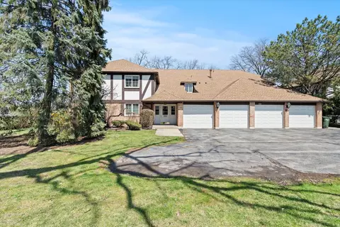 5808 Wolf Rd #3, Western Springs, IL 60558