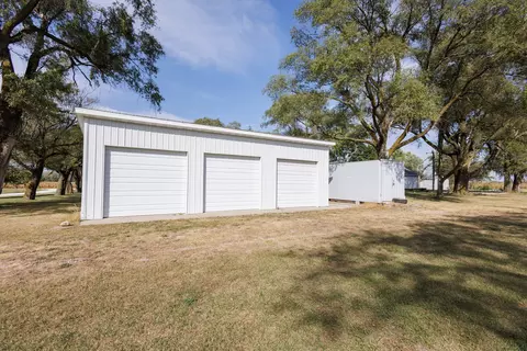 Exterior - 2060 W 5000s Rd, Chebanse, IL 60922 photo 15 of 19